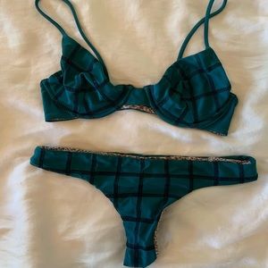 Acacia Medium Set (hookipa bottoms, Manhattan top)